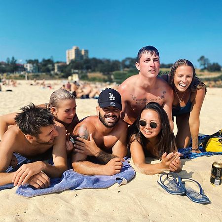 マッド モンキー ホステル クージー ビーチ Randwick エクステリア 写真